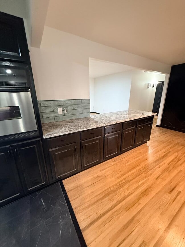 Photo - 1513 N Buckner St