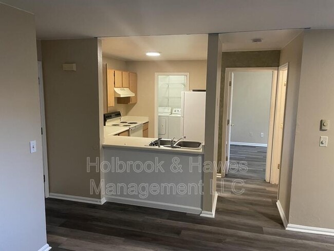 Photo - 4531 Boardwalk Dr Unit Y - Y-6