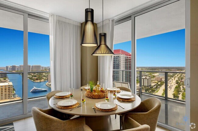 Building Photo - 4010 S Ocean Dr Unit ID1227201P Rental