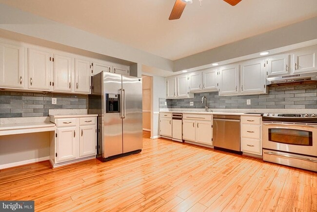 Photo - 414 Five Farms Ln