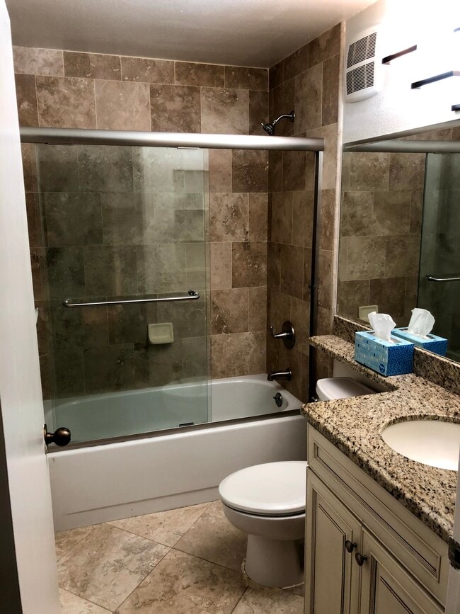 Photo - 600 W 9th St Unidad 507