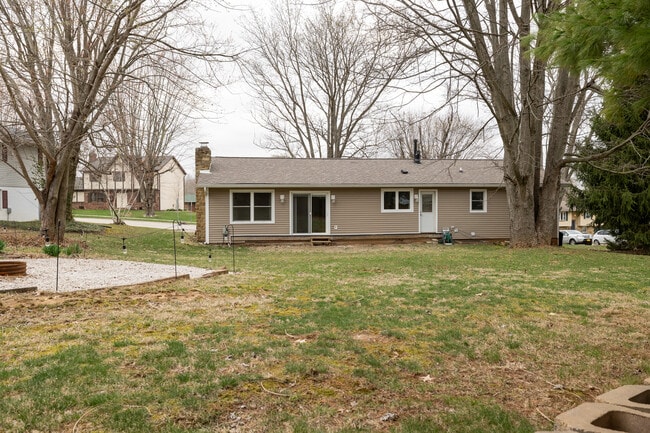 Photo - 207 Ridge Springs Ln