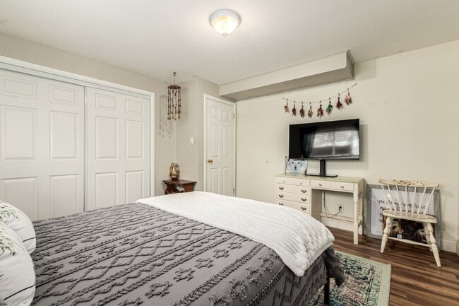 Photo - 11487 Larson Ln