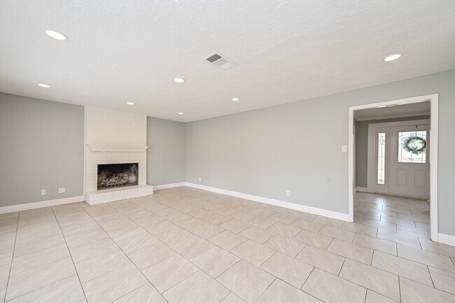 Photo - 22103 Joshua Kendall Ln