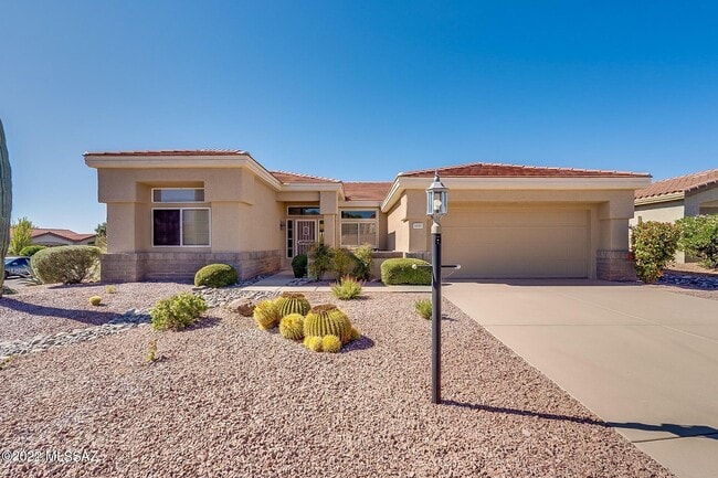 Building Photo - 14151 N Buckingham Dr