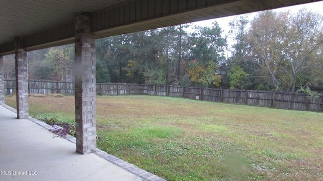 14597 Bruce Cove S