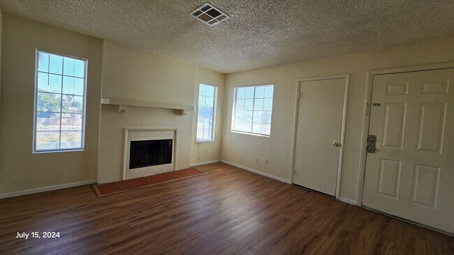 Photo - 4220 Middlesex Ave Unidad 1