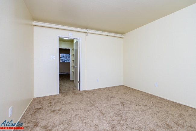 Photo - 555 S 10th St Unidad 1