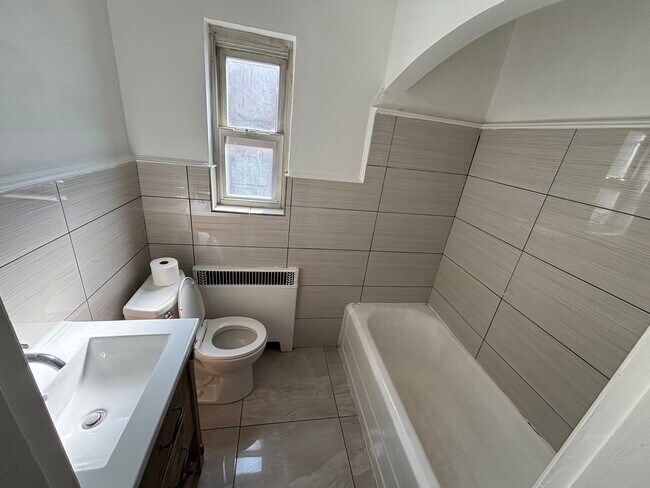 Photo - 4847 Paddock Rd Unit 1