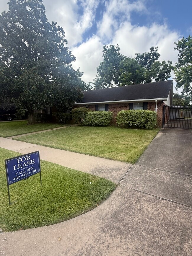 Building Photo - Big Ranch, LLC (Bluebonnet) Rental