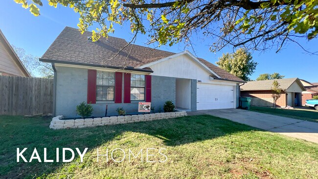 Photo - 8401 Azurewood Dr