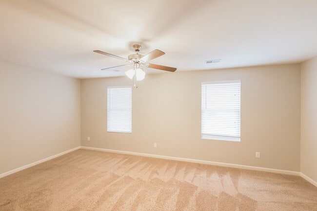 Photo - 4 Bedroom Home in Calera!