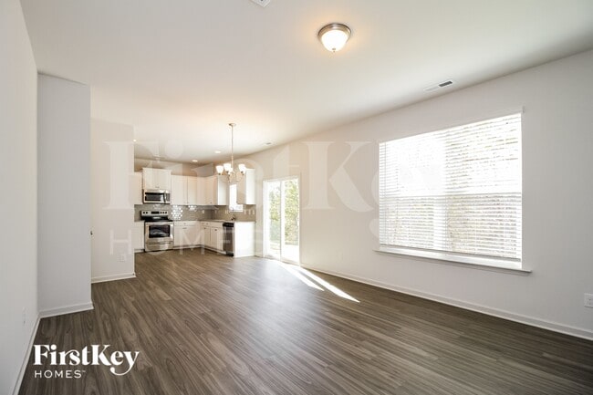 Photo - 6410 Beaver Pond Ct