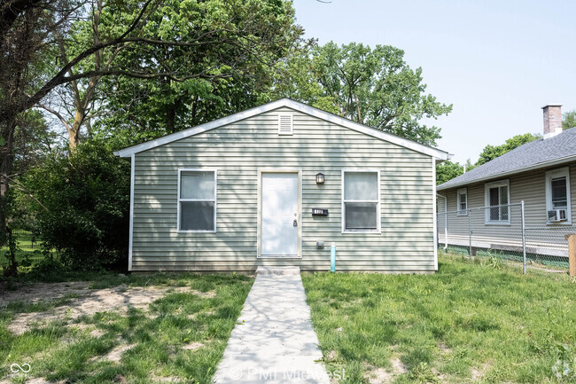 Building Photo - 2814 N Chester Ave Rental