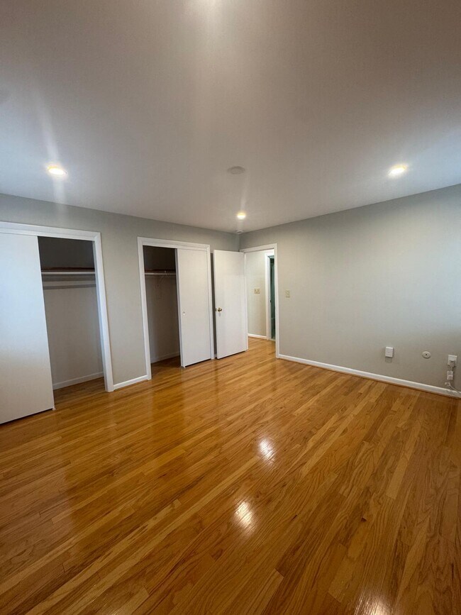 Photo - 28 Brentwood St Unidad 5