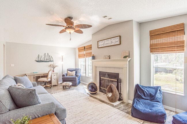 Photo - 2275 S Hunt Point Unit ID1049738P