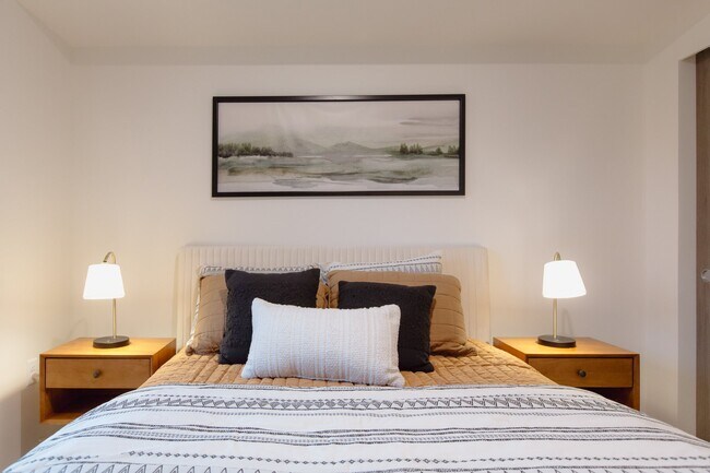 Photo - Trailhead at the Preserve