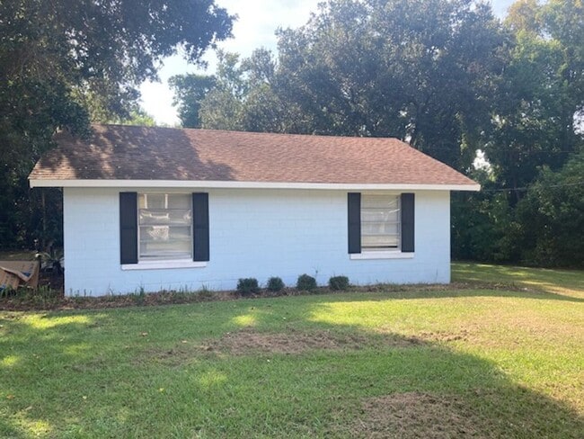 Building Photo - Gulfport 2 Bedroom Rental