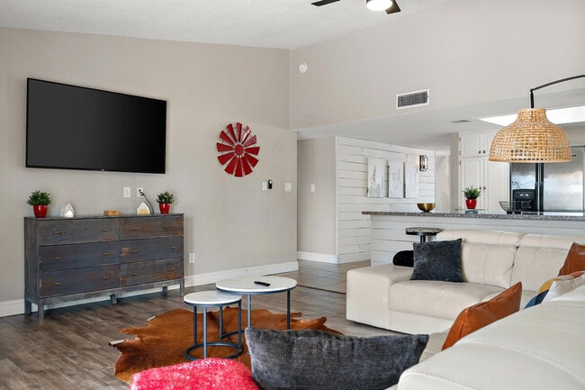 Photo - 4329 E Cherokee St Unit SI ID1244353P