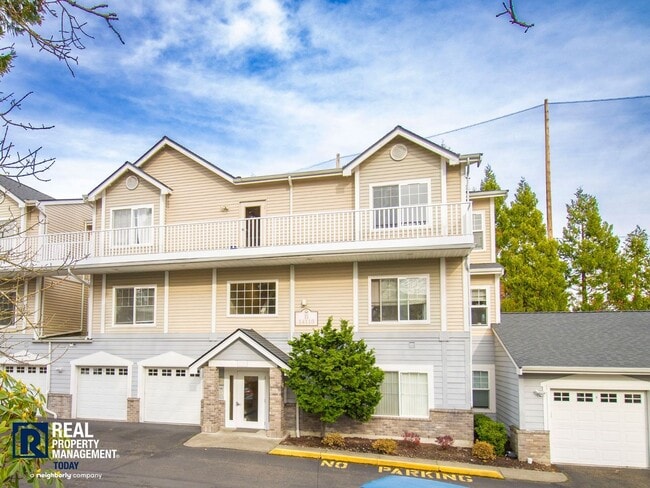 Building Photo - Beautiful 3 Bedroom Condo in Renton, WA!
