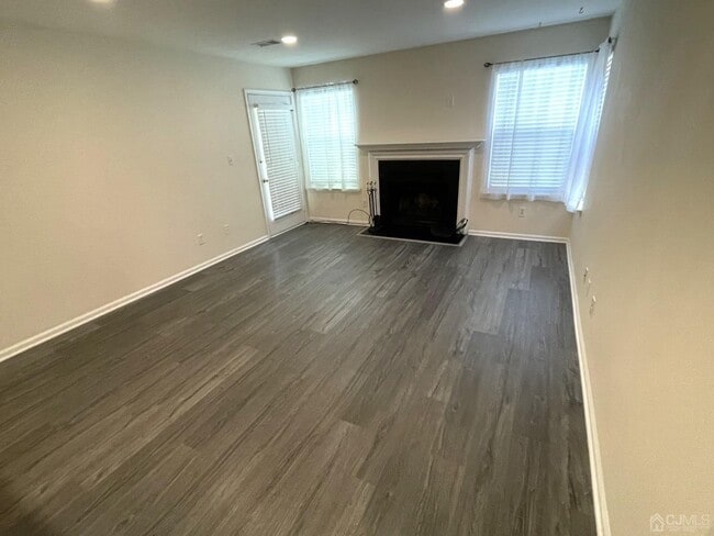 Building Photo - 181 Blew Ct