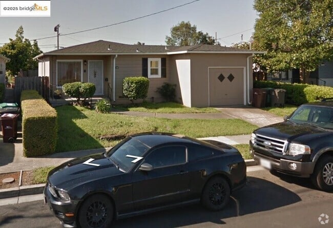 Building Photo - 1342 Inglewood St Rental