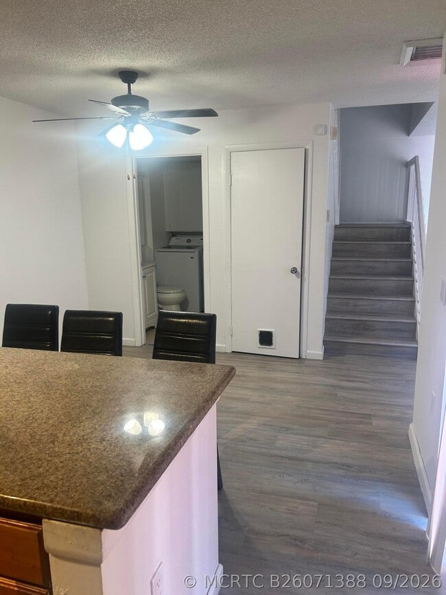 Photo - 804 Blue Ridge Cir