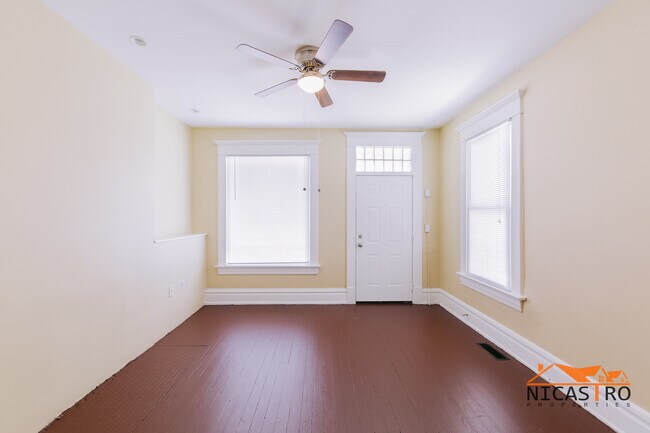 172 E 11th Ave