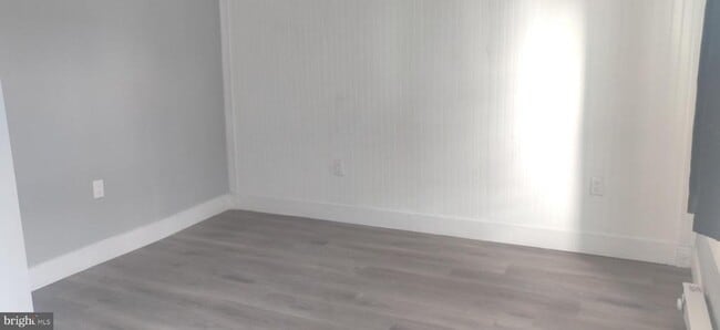 Photo - 4951 W Thompson St Unit 2R