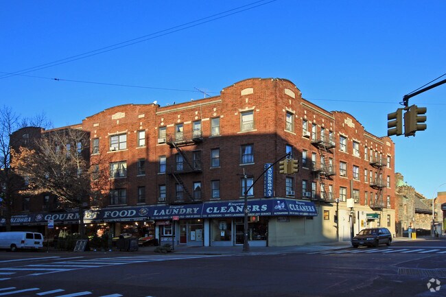 1715 Kings Highway - 1715 Kings Hwy