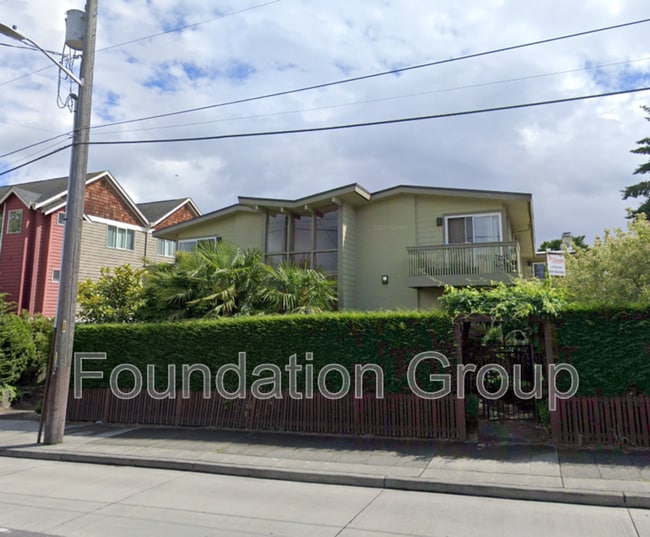 Building Photo - 615 NW 85th St