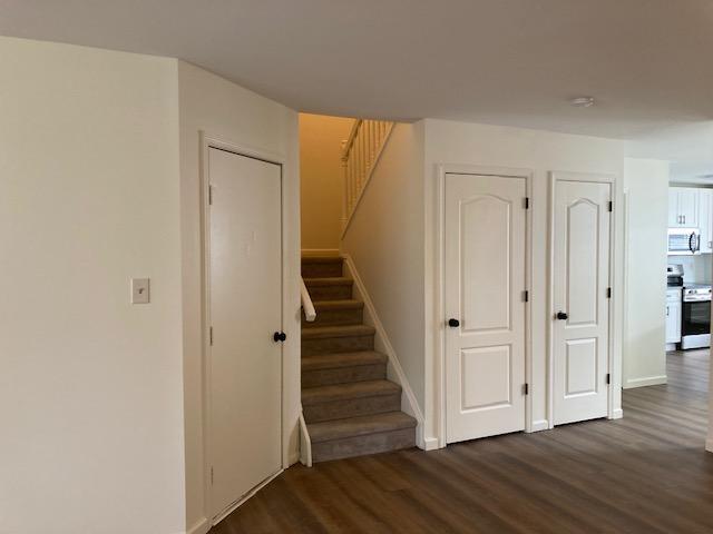 Photo - 327 Oxford Pl