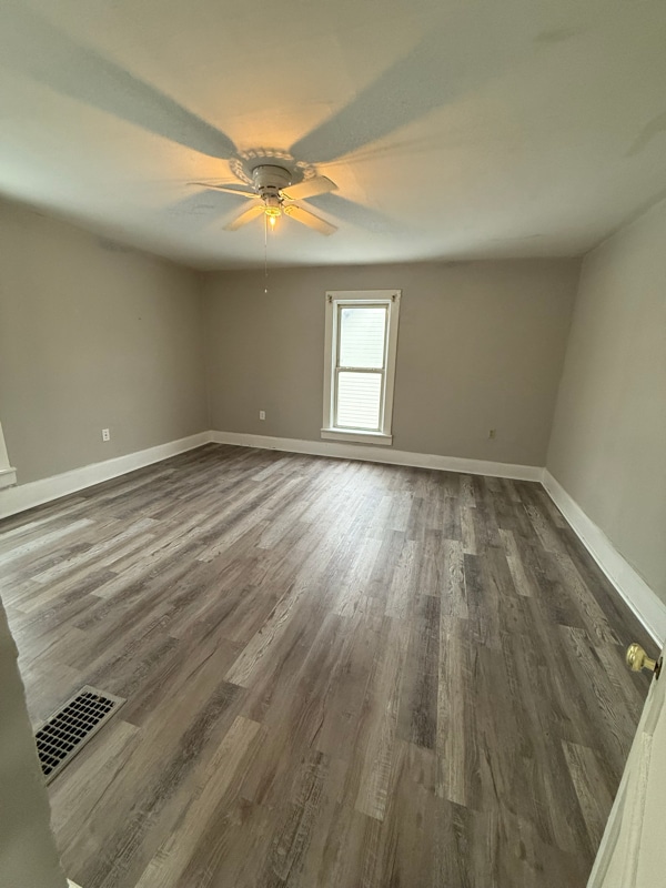 Photo - 831 S Lawn Ave