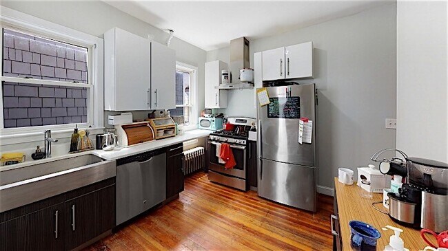 Photo - 6 Hinckley St Unit 1