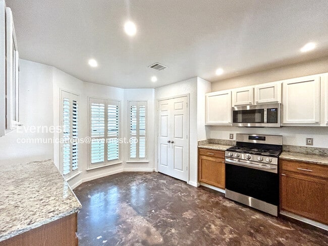 Photo - 107 Blue Ridge Trail