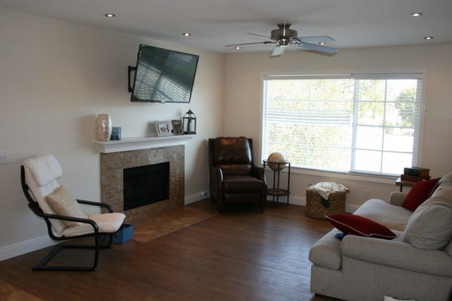 Photo - 33 Oxford Unit 33