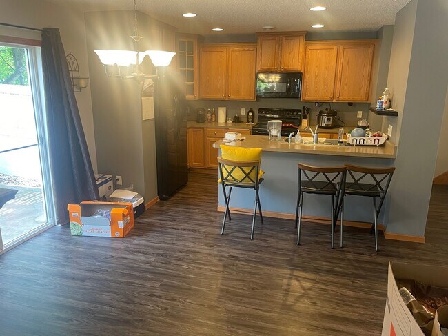 Photo - 3260 Oak View Dr