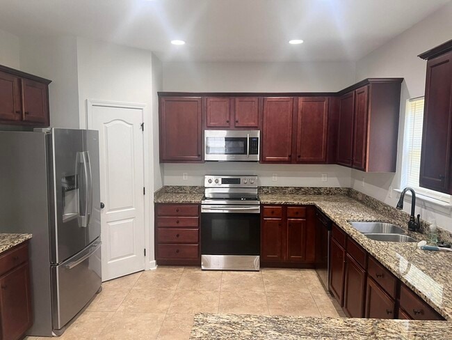 Photo - 411 Serene Ct