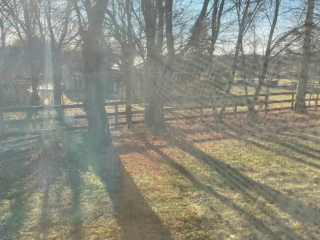 Building Photo - 150 Plattekill Ardonia Rd Unit Studio