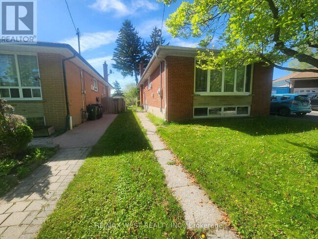 Photo - 5 Ludgate Dr