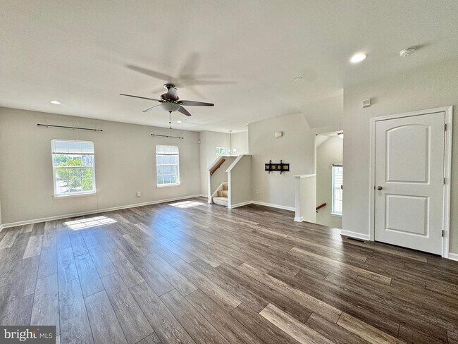 Photo - 312 Wilkinson Dr