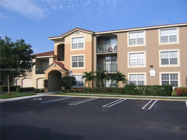 Building Photo - 15035 Michelangelo Blvd Unit 103