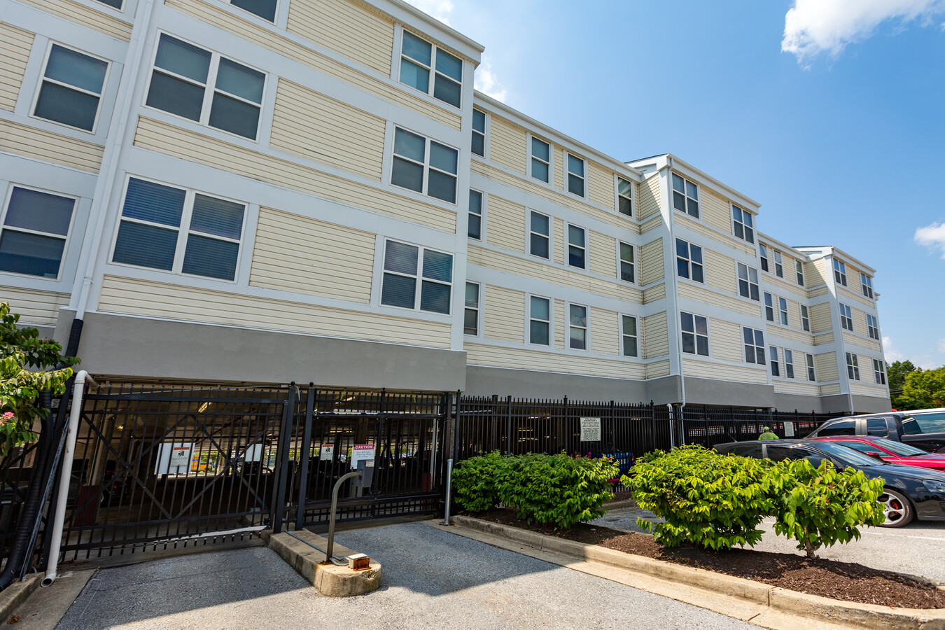 Photo - Glen Burnie Town Apartments