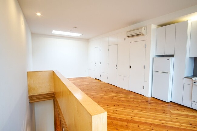 Photo - Modern Design Live/Work Townhouse in NW Portland! Unidad 1247