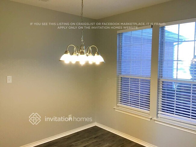 Photo - 8633 Fernhill Dr