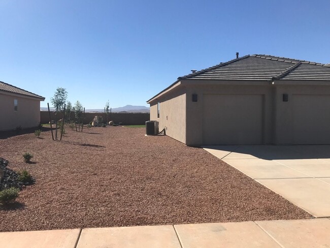 Photo - Beautiful Like New 4 bedroom home in Washington Fields!