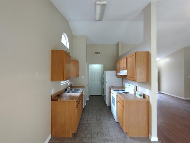 Photo - 3608 Saratoga Ave