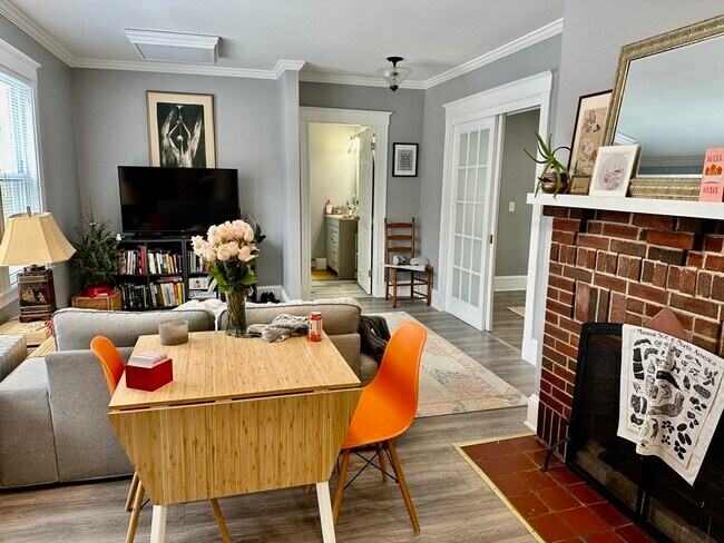 Photo - 156 Main St Unit 1