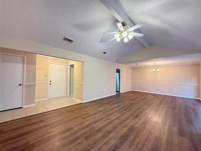 Photo - 15307 Pebble Lake Dr