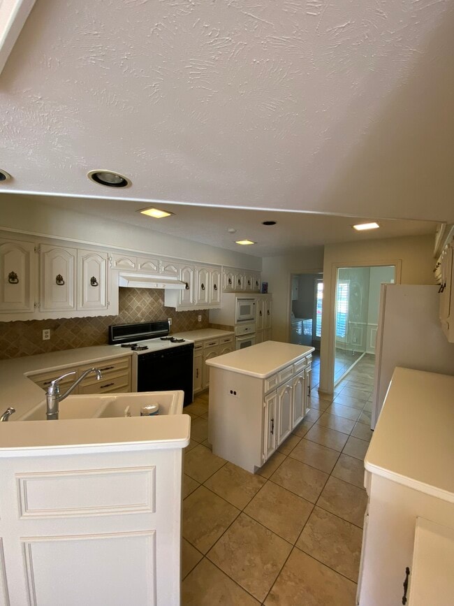 Photo - 6614 Harvest Glen Dr